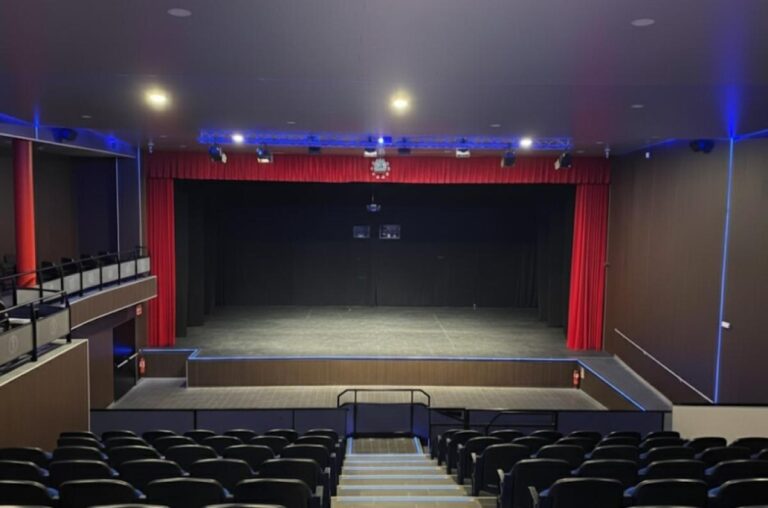 Teatro Manuel Marín Valderas
