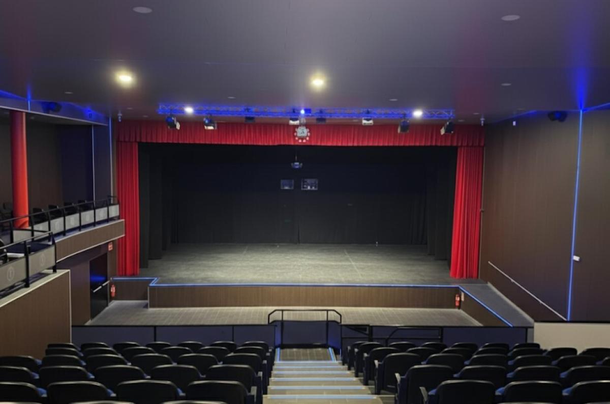 Teatro Manuel Marín Valderas