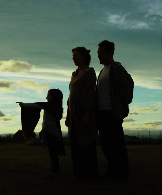 Alejandro Y Maria Laura