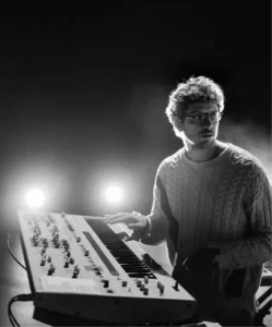 imagen de Elijah Fox en directo