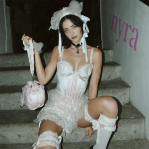 imagen de nyra en directo