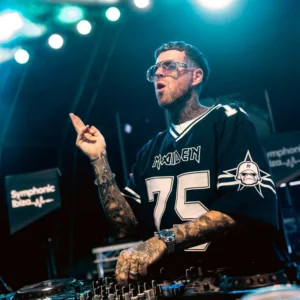 imagen de Rue Jay en directo