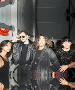 imagen de Black Suits en directo