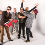 Cartel y entradas de Fat Freddy’s Drop Concert en Sala Razzmatazz 1 (Cataluña) - Qconciertos