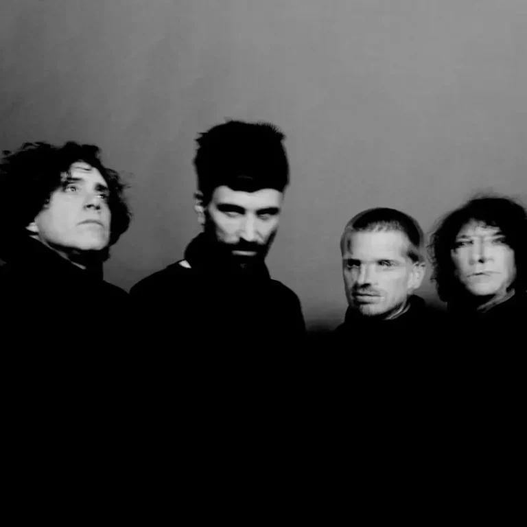 Kasabian en el Parque Antonio Soria: El indie rock británico aterriza en 2026