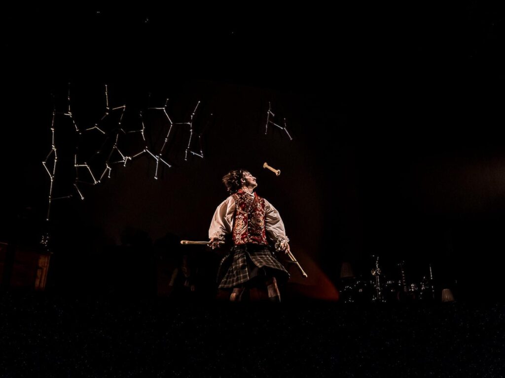 Cía. Lucas Escobedo