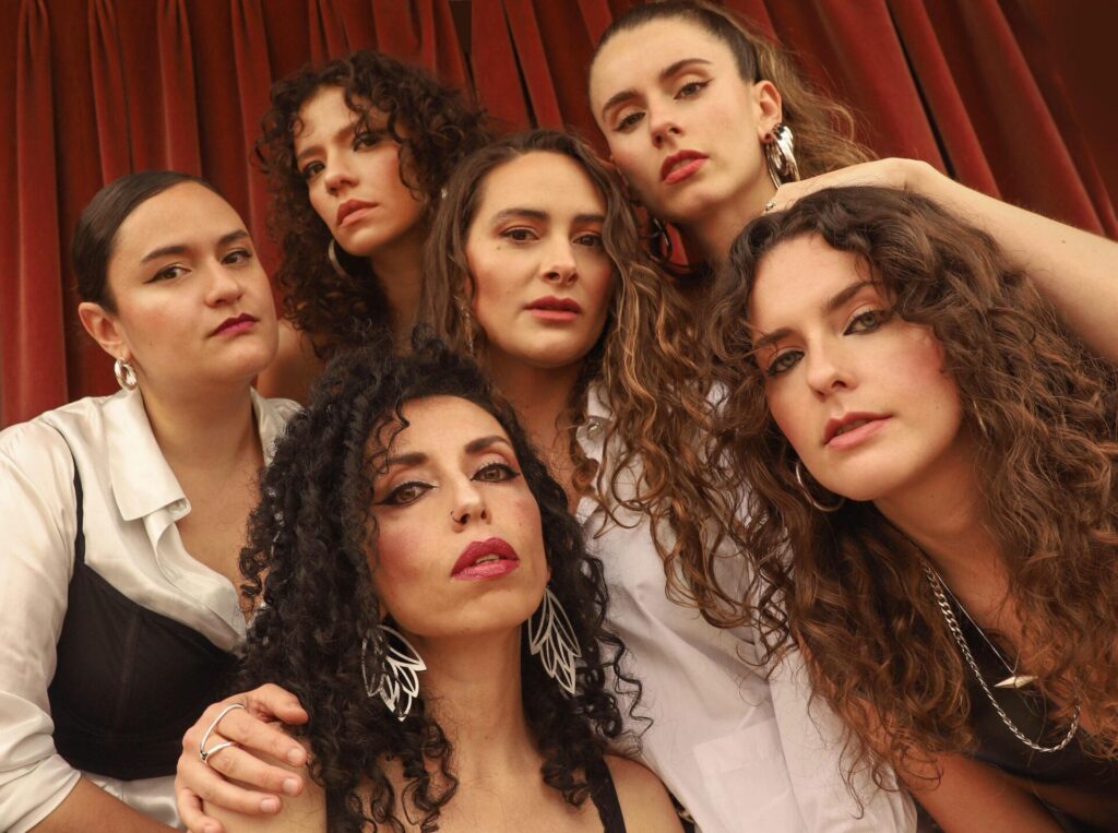 Flor de Lava (Cantautoras colombianas)