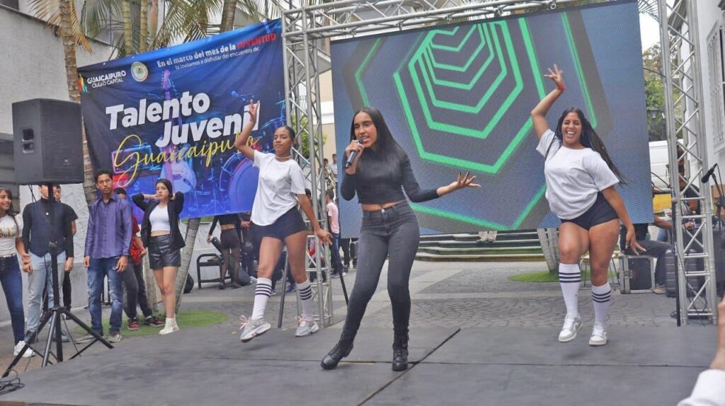 Varios Artistas (Jóvenes Talentos)