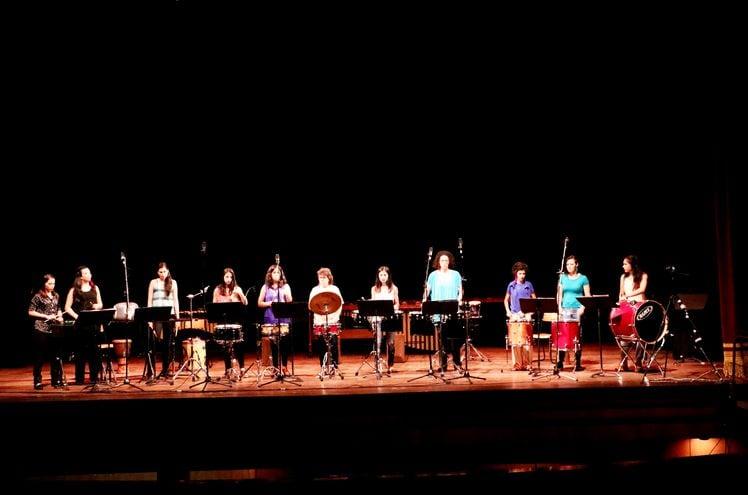 Varios Percusionistas