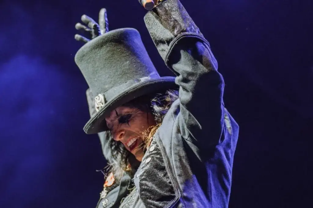 Alice Cooper versiona «Smells Like Teen Spirit» en Coopstock 2026