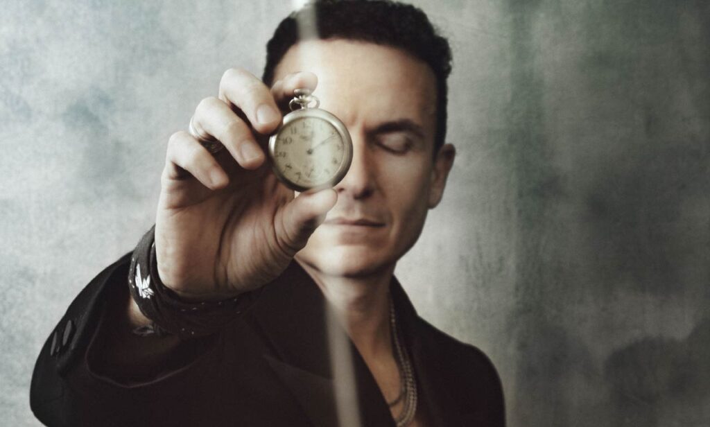 Fonseca lanza su undécimo álbum: Antes que el tiempo se vaya