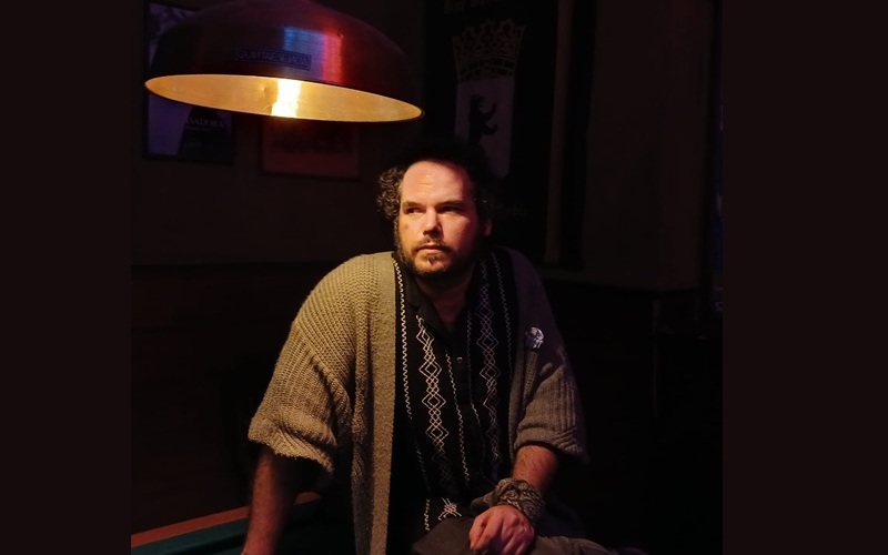 César Maltrago lanza «Frío», un tema íntimo y simbólico