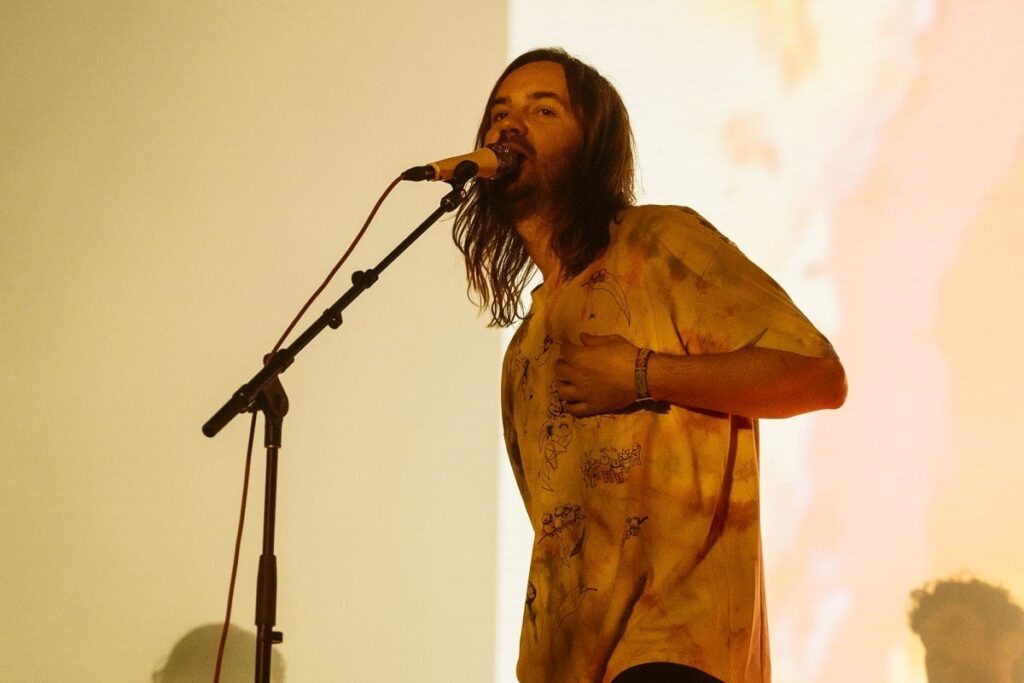 Tame Impala anuncia gira por Latinoamérica para finales de 2026