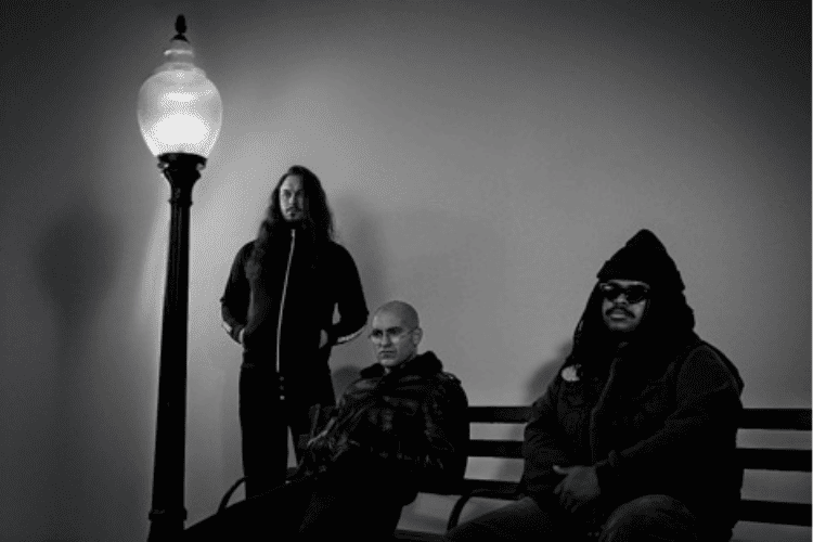 Show Me The Body lanza «No God», segundo adelanto de su álbum «Alone Together»