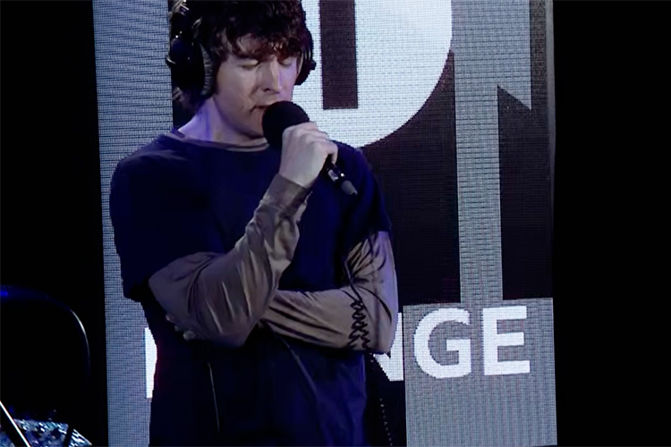 Turnstile versiona a Inside Out de Zach de la Rocha en BBC Radio 1
