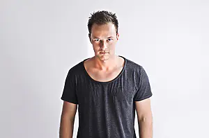 Yves V