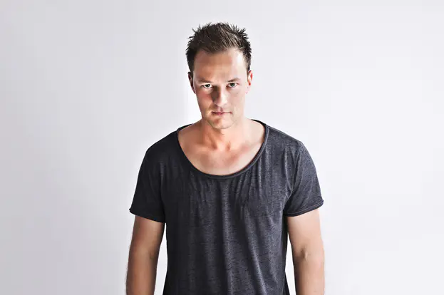 Yves V