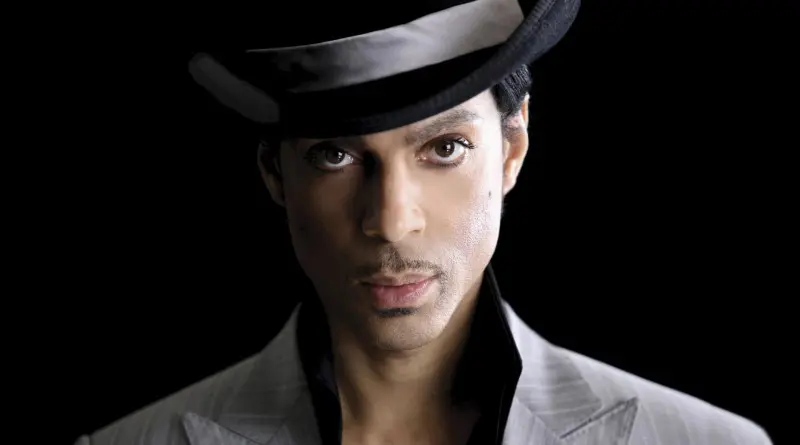 Prince lanza ‘Timeless’, un álbum póstumo con rarezas y grabaciones inéditas