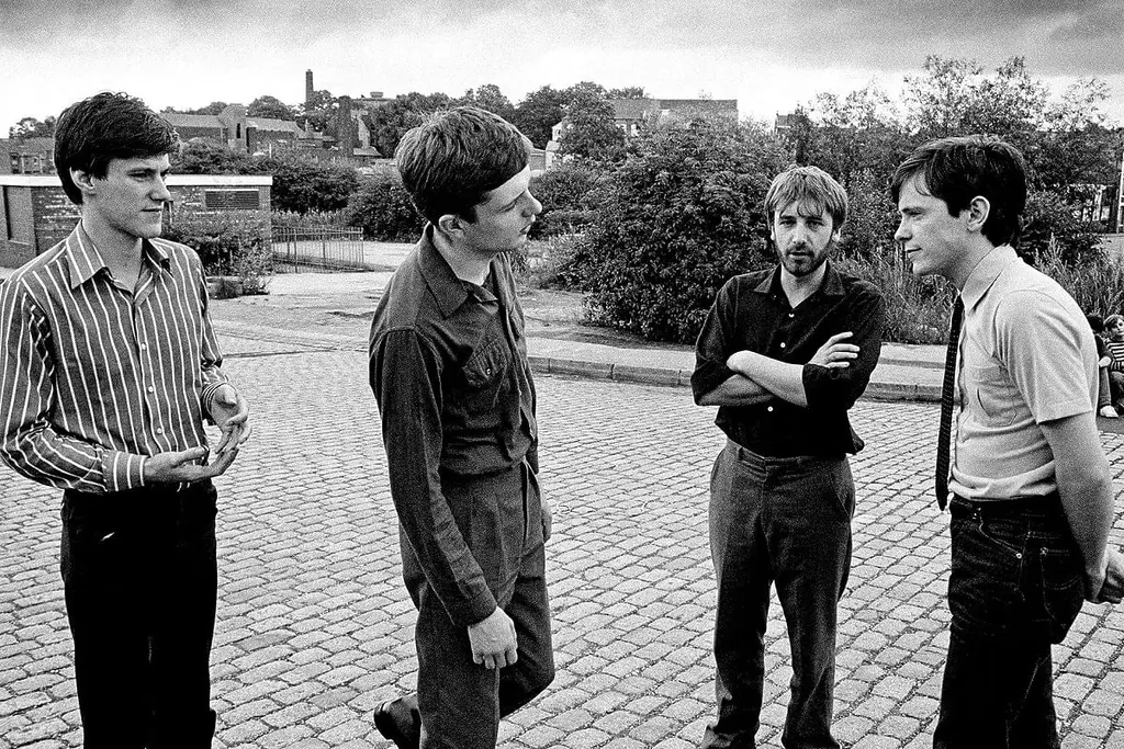 Joy Division lanza ‘Eternal (Live)’, su primer box set oficial en vivo