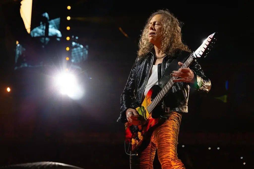 Kirk Hammett critica el pop actual: «Ahora mismo es una porquería»