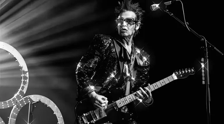Daniel Ash estrena «Kharma Klash», su nuevo sencillo en solitario