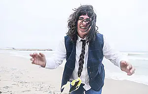 Lanuca estrena el videolyric de «Lluvia de sol», adelanto de su nuevo álbum