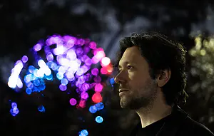 Pere George estrena «|||. Soltar», primer avance de su álbum «Peregrino»