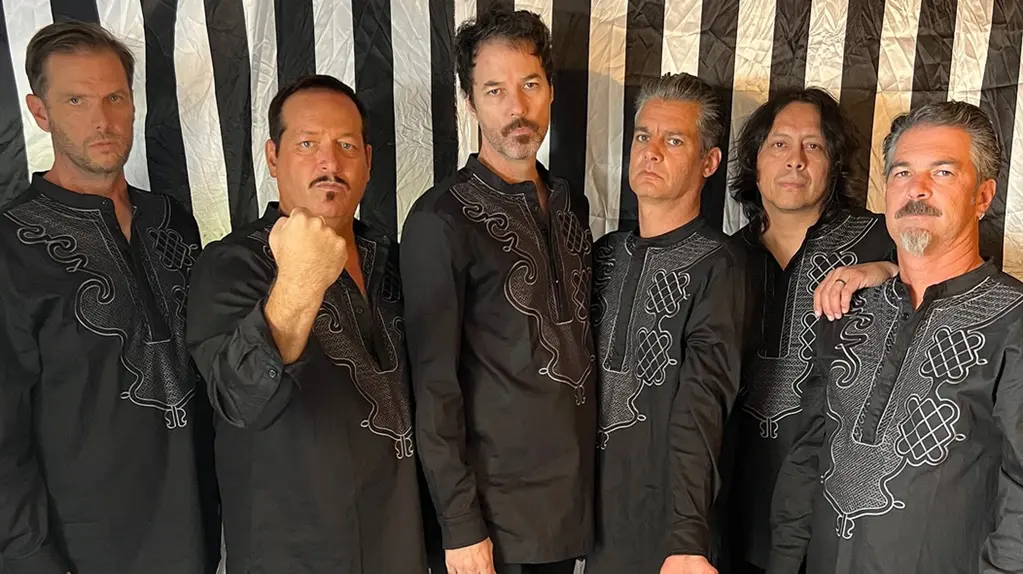 Rocket From The Crypt estrena ‘Scream, Frankenstein, Scream!’, versiones primitivas de su clásico de 1995