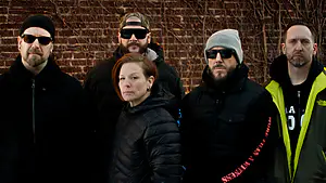 Walls Of Jericho lanzan ‘System Error: Humanity’, su primer álbum en una década