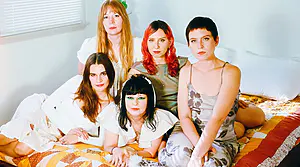 Death Valley Girls anuncian ‘Welcome to Earth’ para octubre de 2026