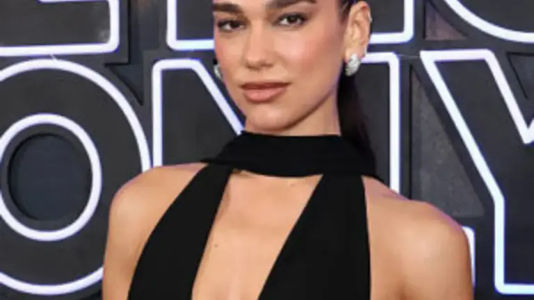 Dua Lipa Training Season's Over en QConciertos