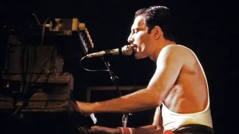 Freddie Mercury - piano de Freddie Mercury