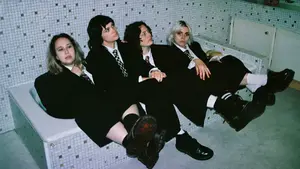 Grandmas House revoluciona el post-punk británico con el lanzamiento de su álbum debut ‘Baby You’re A Winner’