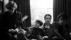 Los miembros de Felt se reúnen 37 años después como Feel y ofrecen un histórico concierto sorpresa