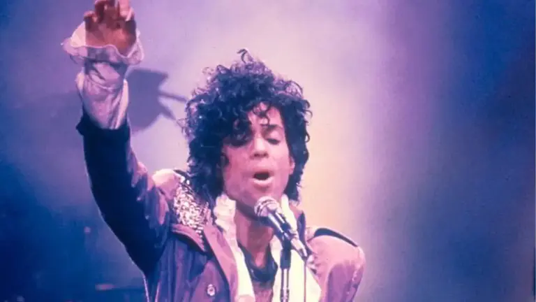 Prince Timeless en QConciertos