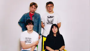 Westside Cowboy desata el furor del britainicana con «Kick Stones» y anticipa su esperado debut ‘It Goes On’