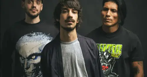 Bone Dies en Salason Cangas (Cangas)