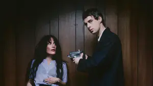 Boy Harsher canaliza su ruptura en ‘GET MEAN’ y estrena el videoclip lynchiano de ‘Faulty’