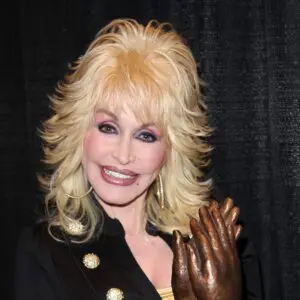 Día de Dolly Parton en QConciertos