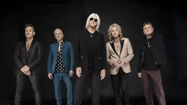 Def Leppard Revolution Beatles en QConciertos