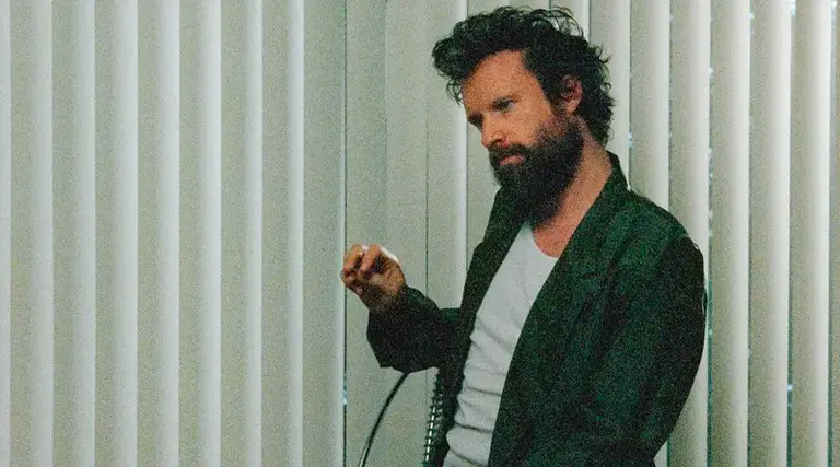 Father John Misty The x-panded Universe en QConciertos