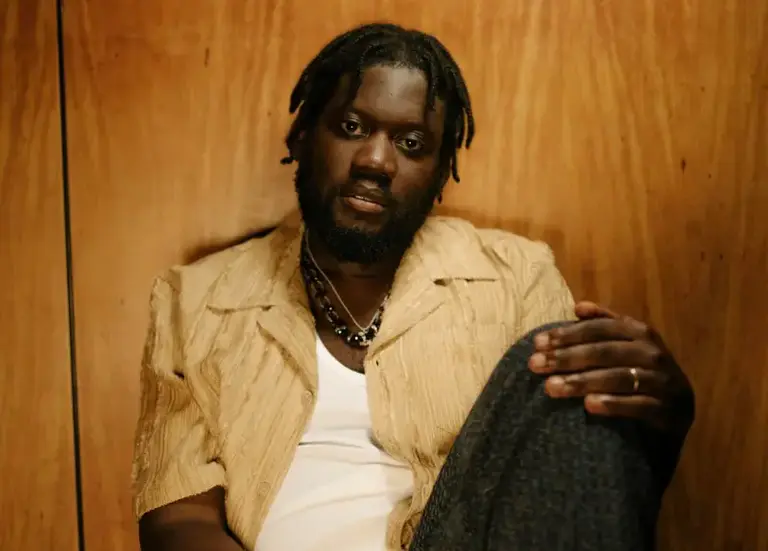 Michael Kiwanuka en QConciertos