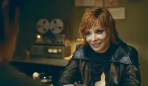 Mylène Farmer publica «Des lols et des quoi» y defiende a Ronsard frente a la jerga digital