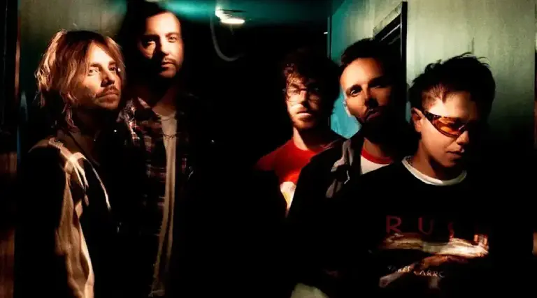 Nothing But Thieves Stray Dogs en QConciertos