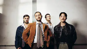 Arde Bogotá diseña en ‘Manufacturas del club de la gente sola’ un blindaje sonoro contra el dolor emocional