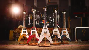 Gibson lanza la colección Tom Petty Flying V para conmemorar los 50 años de los Heartbreakers