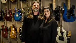 Jamie Stillman transforma la arquitectura sónica del rock con la ingeniería analógica de EarthQuaker Devices