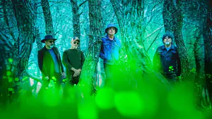 Motoharu Okamura estrena el videoclip de «Cerca de las estrellas» y expande su universo psicodélico