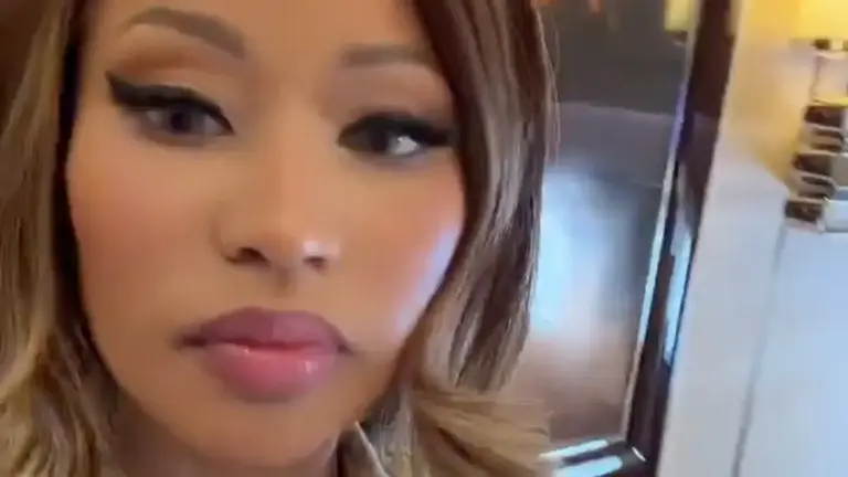 Nicki Minaj Donald Trump mitin en QConciertos