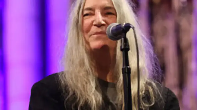 Patti Smith reivindica la vigencia del rock y el compromiso civil al recoger el Premio Princesa de Asturias de las Artes